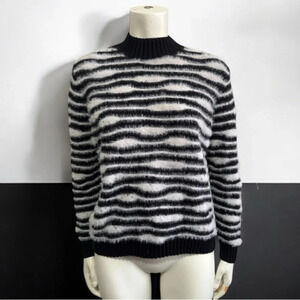 ZUIKI zebra striped eyelash mock neck sweater black and white womens size medium